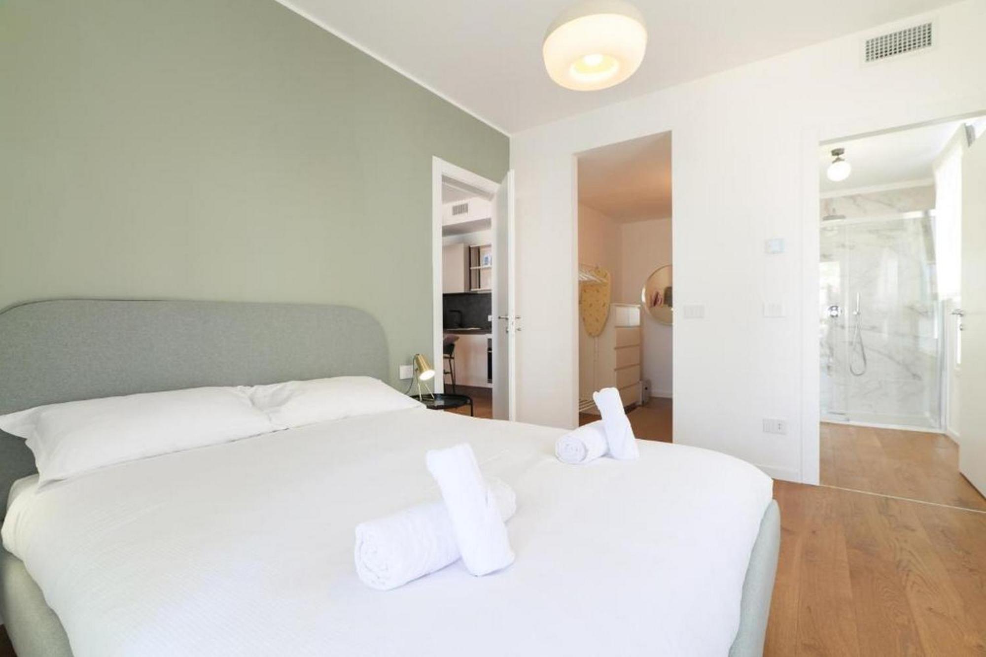 Lovely Terrace Apartment - Porta Romana District Milan Bagian luar foto