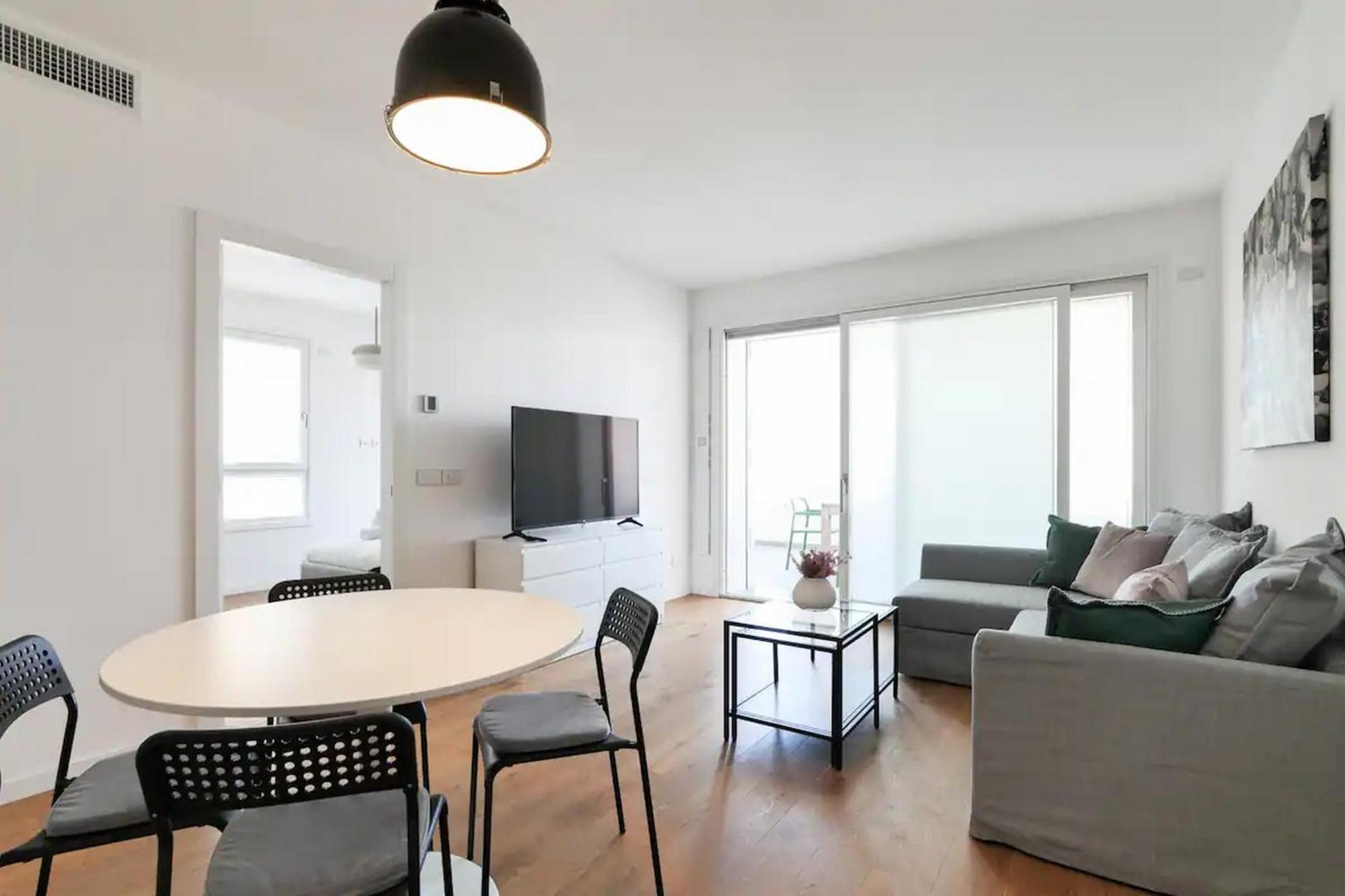 Lovely Terrace Apartment - Porta Romana District Milan Bagian luar foto